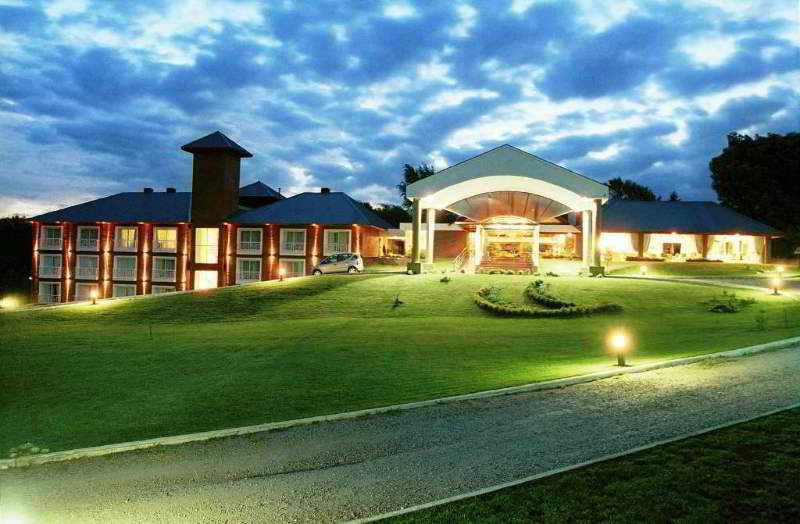 Howard Johnson Hotel & Spa Villa General Belgrano Exterior photo